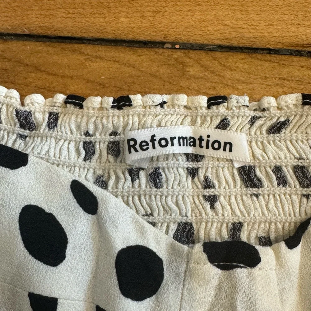 NWOT Reformation Size 2 Reign Puff Sleeve Top Ink Blot Dalmatian Print